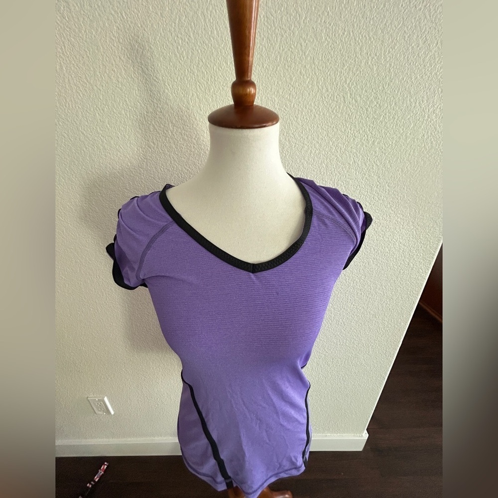 lululemon athletica Purple and Black Short Sleeve Top